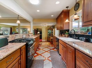 14207 Tim Burr Ln, Grass Valley, CA 95945