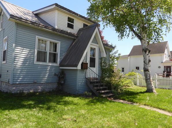 1001 Augusta St, Sault Sainte Marie, MI 49783