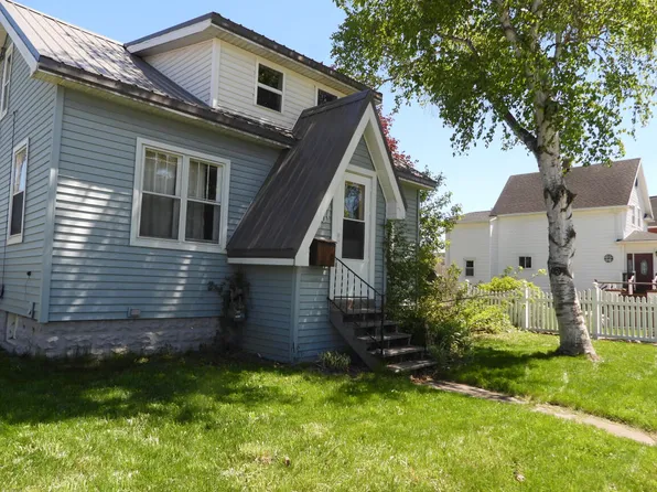 1001 Augusta St, Sault Sainte Marie, MI 49783