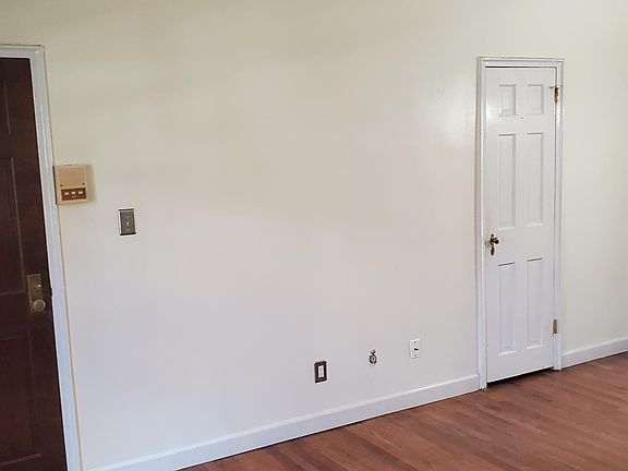 3rd image of 310 Ashby St APT D