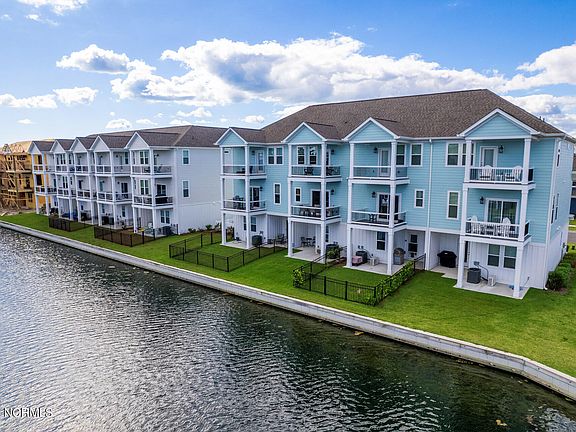 3rd image of 306 Gannet Place