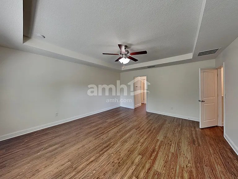3154 Creek Village Ln — Photo 11
