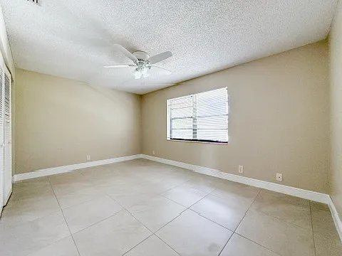 1515 N Federal Hwy — Photo 21