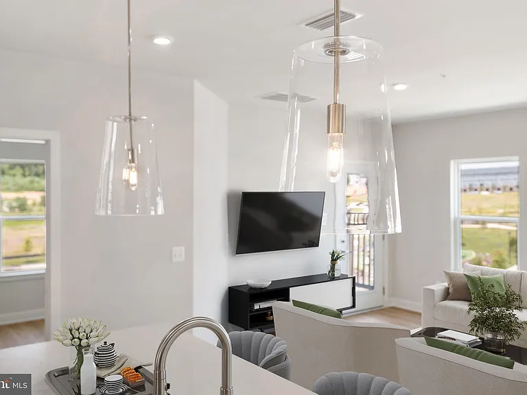 1611 Potomac Shores Pkwy #401 — Photo 37