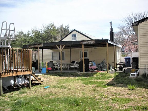 3rd image of 213 Buermann Ave