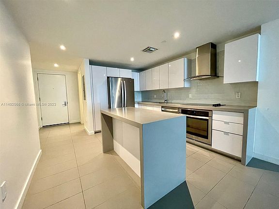 3rd image of 1600 NE 1st Ave APT 2412