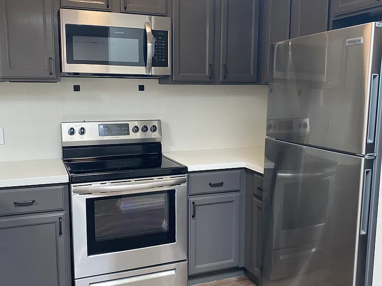 11 E Napa St #D — Photo 7