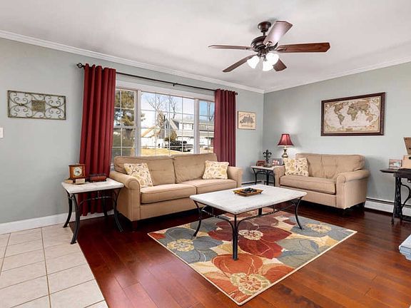 5th image of 50 Morton St