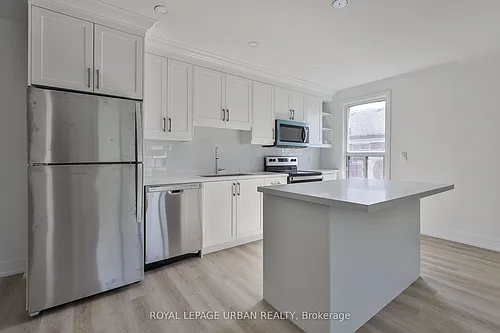 2841 Keele St Photo 1