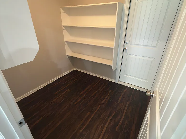 501 Windel Way #501 — Photo 14