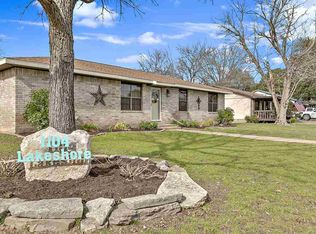 1104 Lakeshore Dr, Marble Falls, TX 78654
