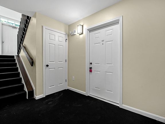 2nd image of 1605 W Augusta Blvd #177