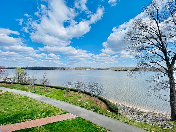 2nd image of 440 Belmont Bay Dr APT 315