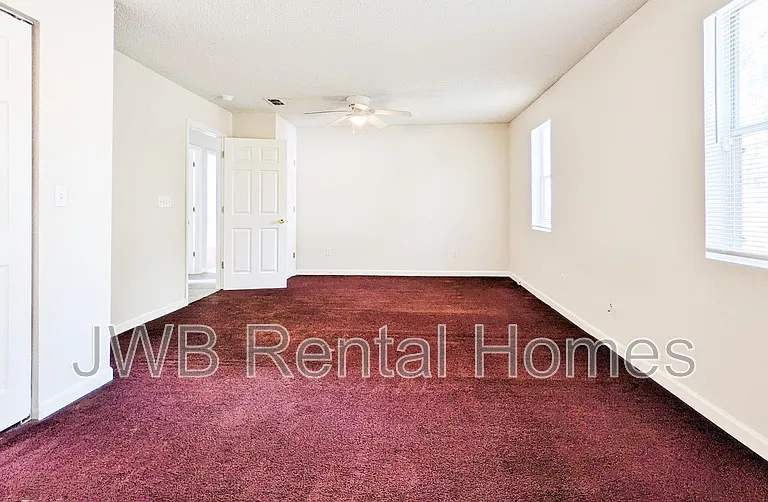 5363 Tequesta Ct — Photo 6