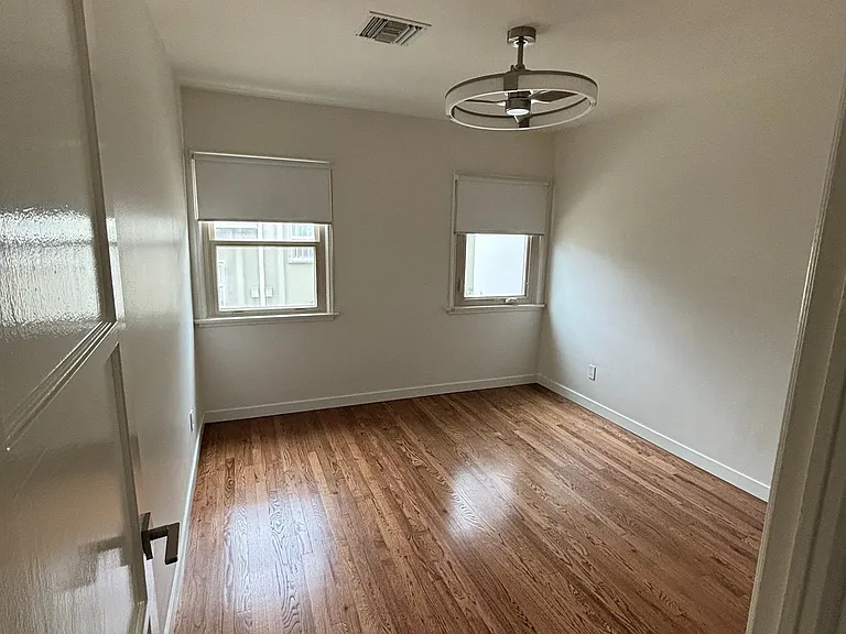 8427 Crenshaw Dr #3 — Photo 11