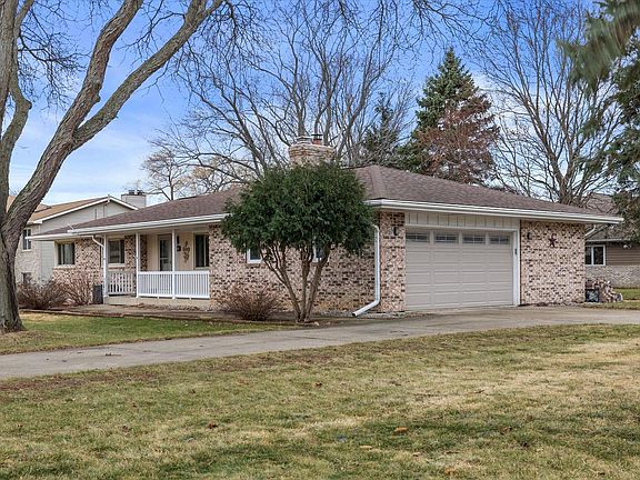 3rd image of 4630 Oakdale DRIVE