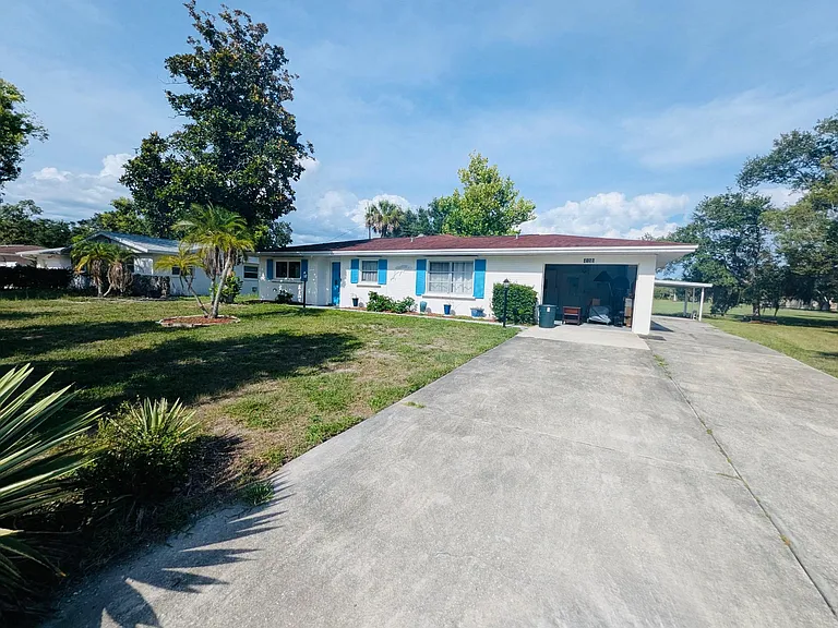 4155 Prudence Dr — Photo 1