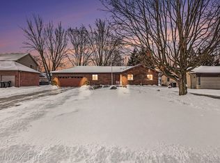 12160 Nineteen Mile Rd, Sterling Heights, MI 48313