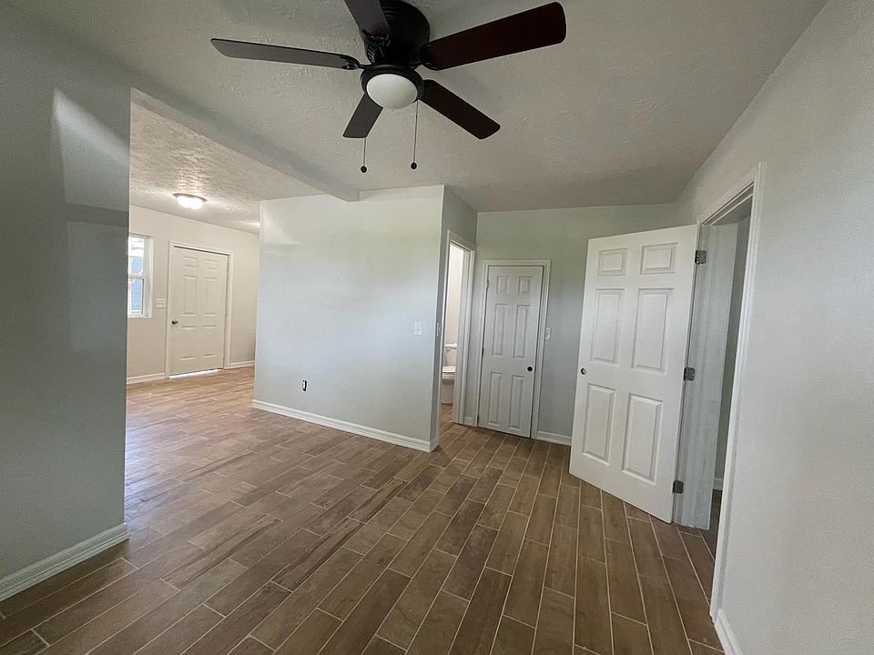 3420 Michigan St Baytown TX Zillow