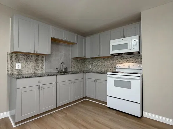 4709 Mercer St, Philadelphia, PA 19137