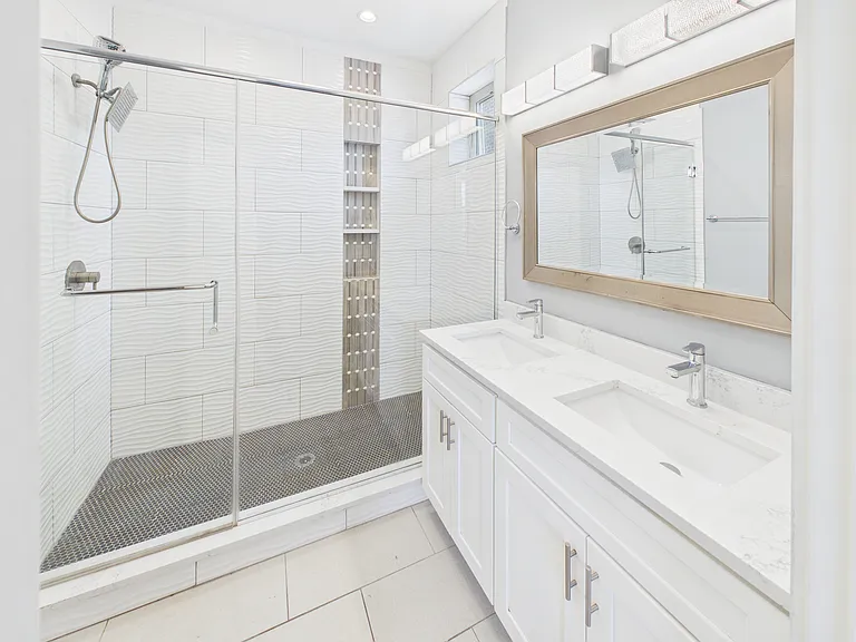 6632 S Kenwood Ave #2 — Photo 20