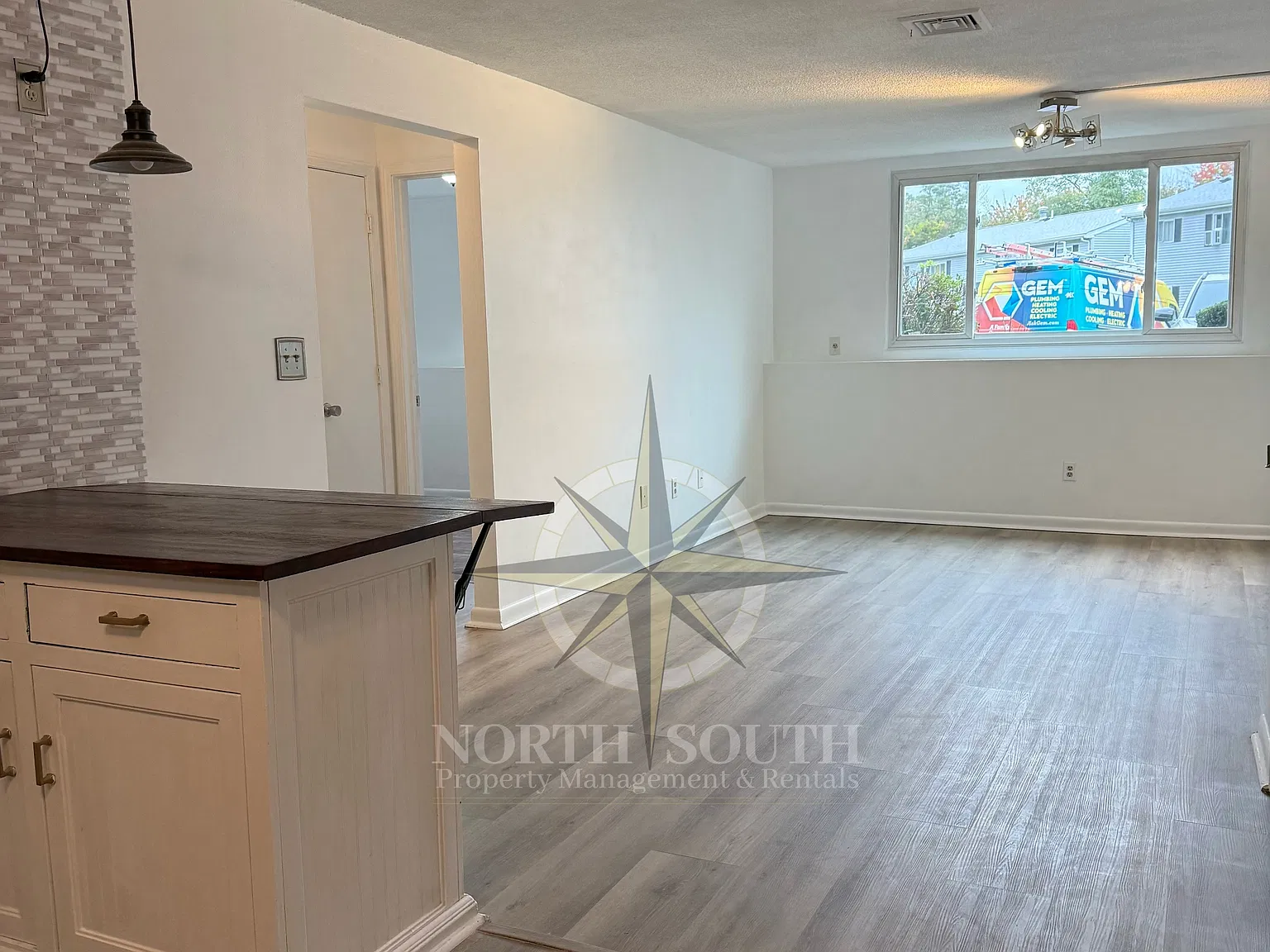 5455 N Main St — Photo 4