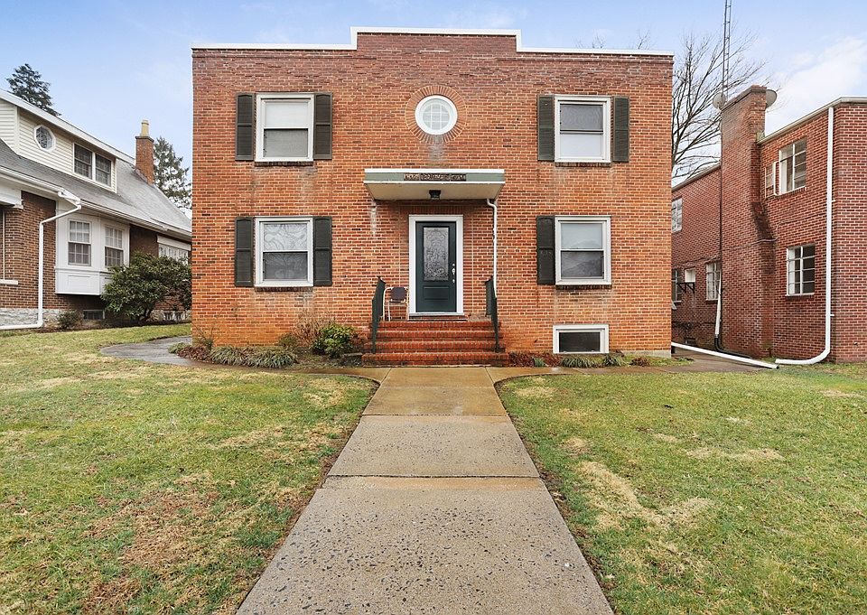 1st image of 832 Potomac Ave APT 1N