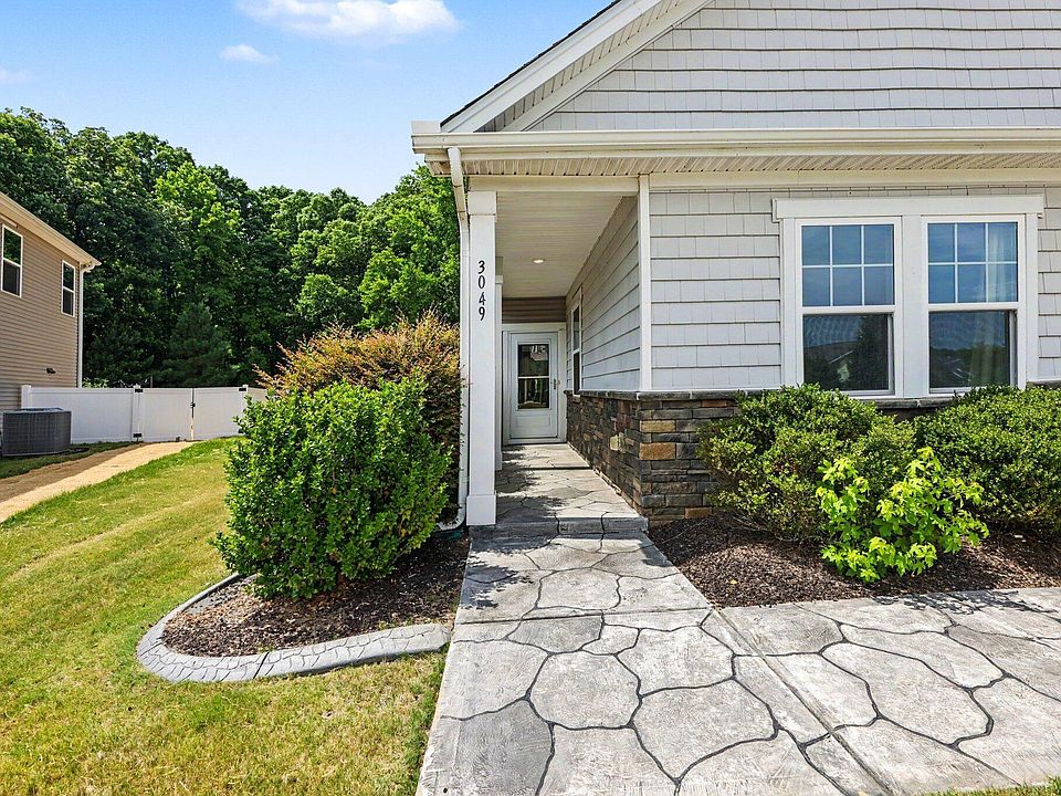 1st image of 3049 Willow Ranch Dr
