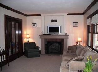 11508 Tinkers Creek Rd, Valley View, OH 44125