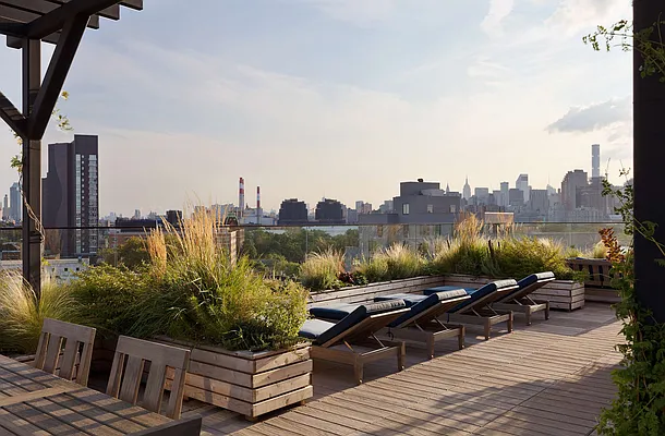 Rented by Compass | media 58