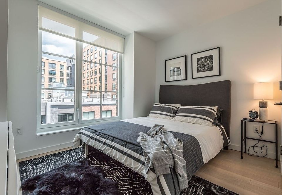 1st image of 535 W 43rd St APT N5o