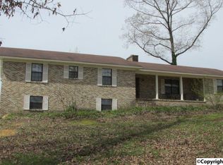 495 Hickory St, Boaz, AL 35956