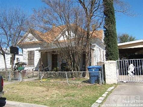 1st image of 1415 W Houston St