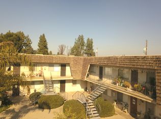 1050 N Bates Ave, Dinuba, CA 93618