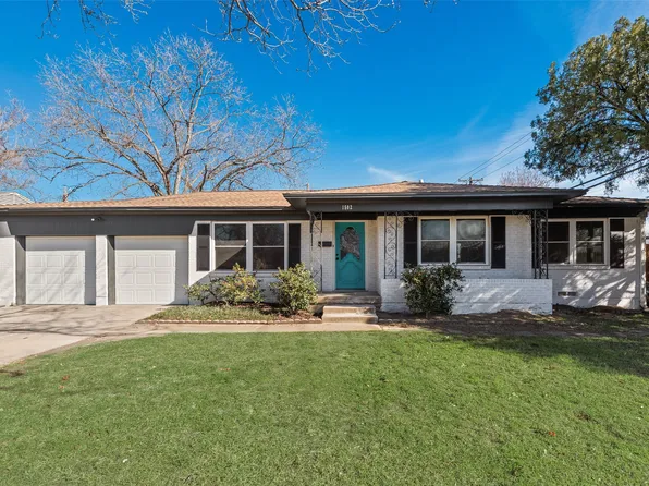 1502 Betsy Ln, Irving, TX 75061