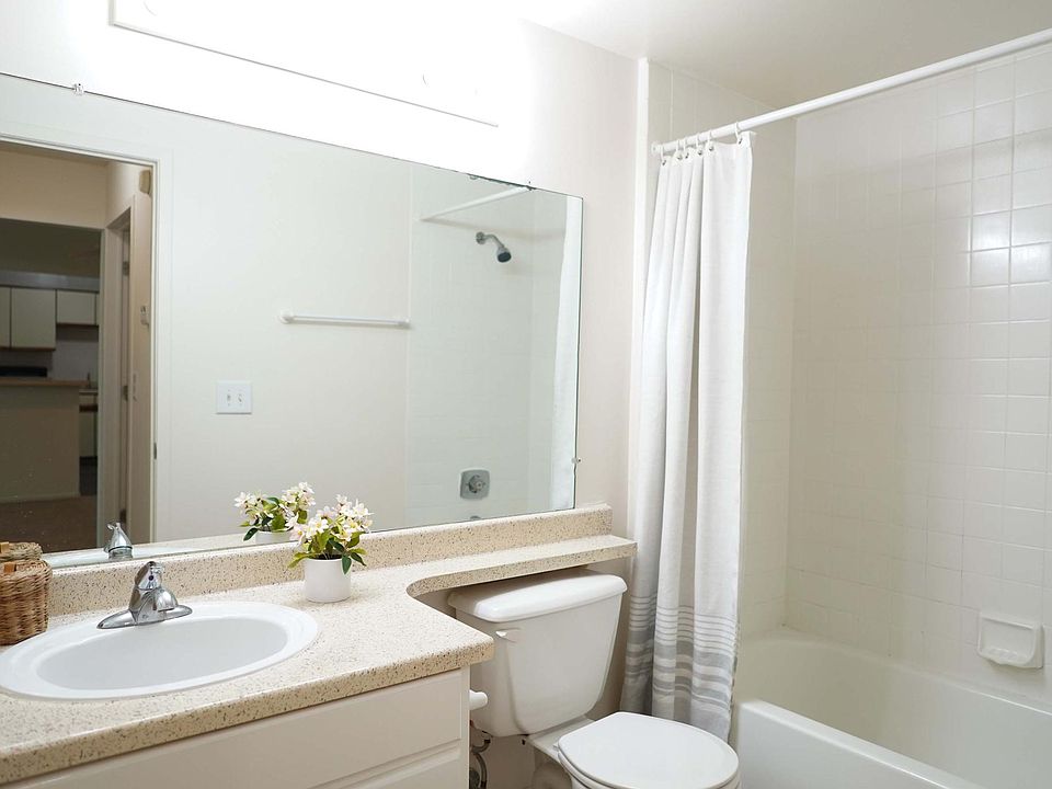 Meadowbrook Village 1550 Brookfield Dr Ann Arbor MI Zillow