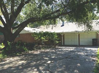 8819 Valley View Ln, Houston, TX 77074