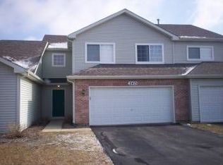 547 Mallard Ln #B, Sugar Grove, IL 60554