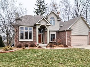 1354 Seward Ct, Brighton, MI 48116