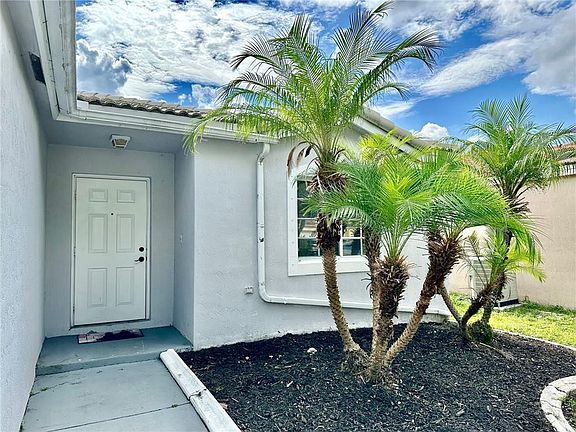 5th image of 2460 SW 102nd Avenue