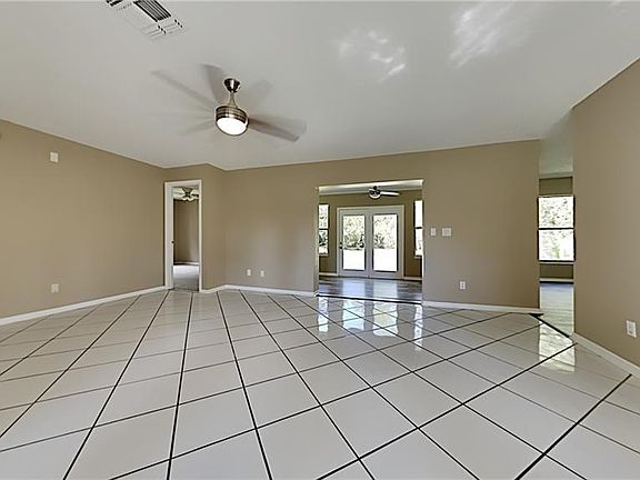 3rd image of 1155 E 5th Ave