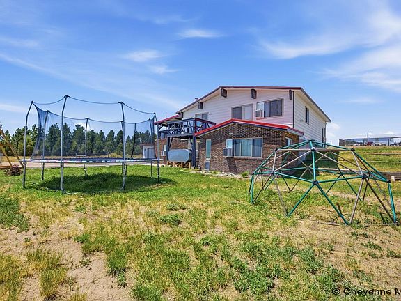 2nd image of 4918 Glencoe Dr
