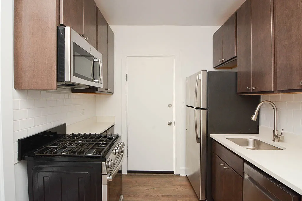 Building Photo - 2643 N Spaulding Ave #W3