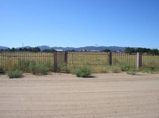 9895 Cromdale St, Oak Hills, CA 92344