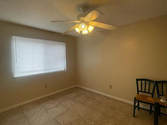 4th image of 201 College Blvd E Unit 36