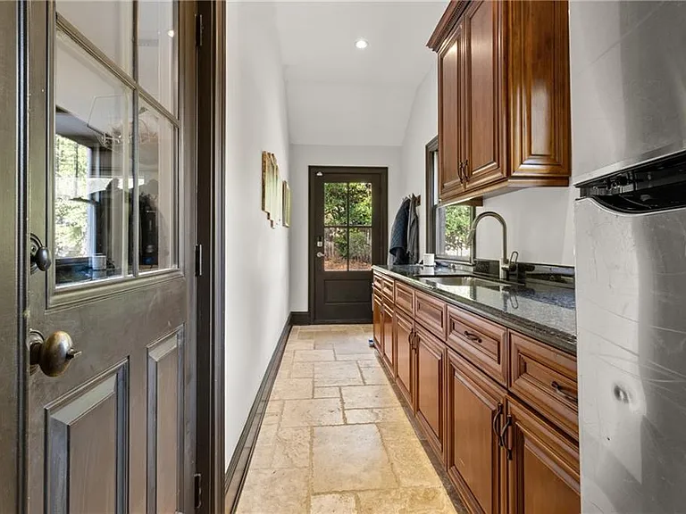 1532 Huntingdon Trl — Photo 22