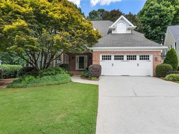 5010 Harbour Ridge Dr, Alpharetta, GA 30005