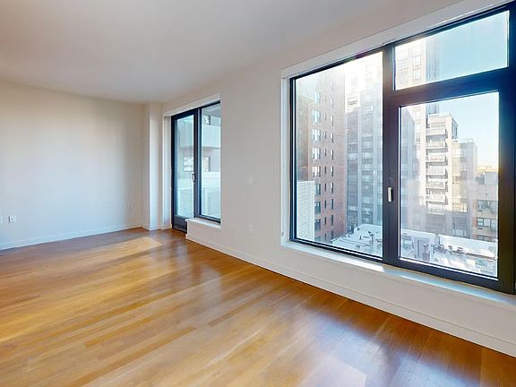 3rd image of 515 E 86th St #706