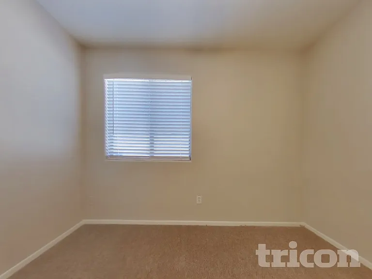 10819 W Virginia Ave — Photo 18