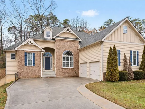 4597 Alpine Dr SW, Lilburn, GA 30047